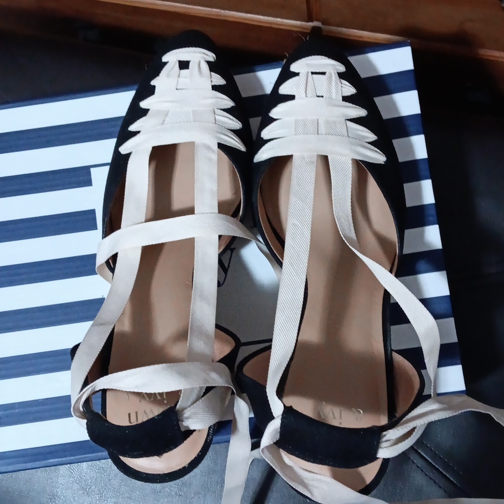 Crown and Ivy espadrille sandals 10